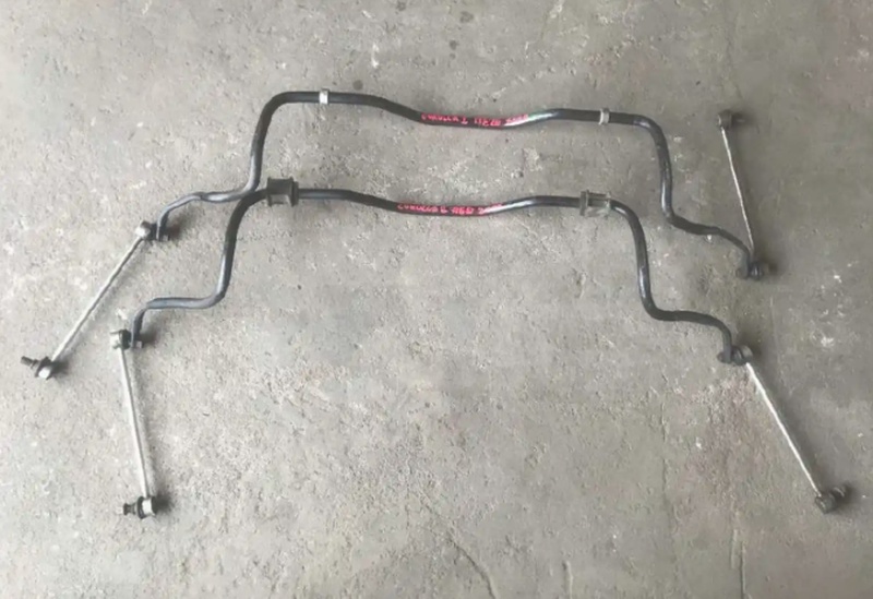 Стабилизатор передний Toyota Corolla 1